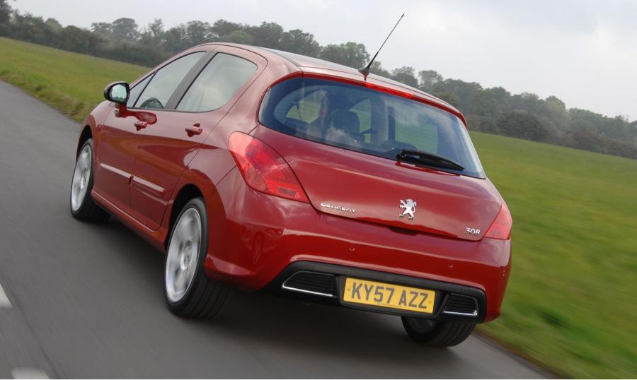  Peugeot 308 GT 2008 года  (фото 77 из 101)
